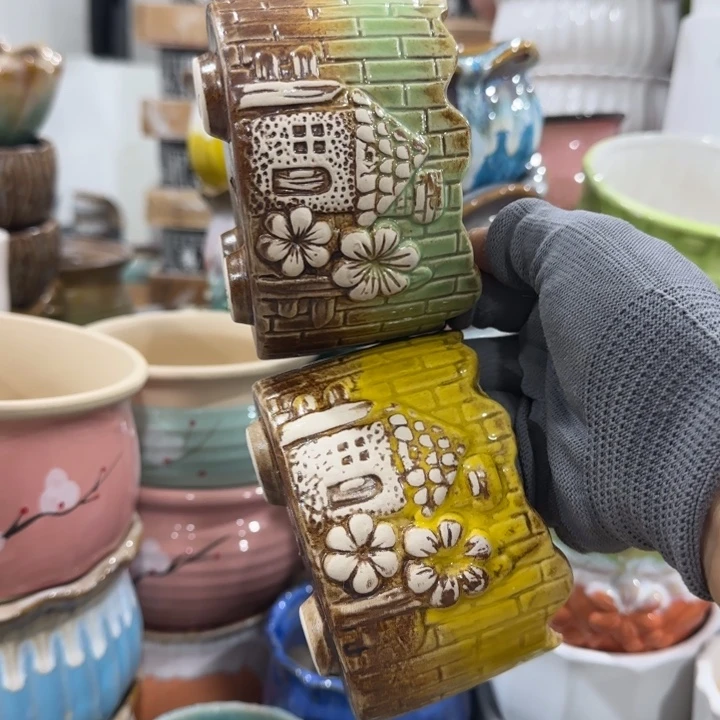 凑9块包邮，有孔，陶瓷花盆