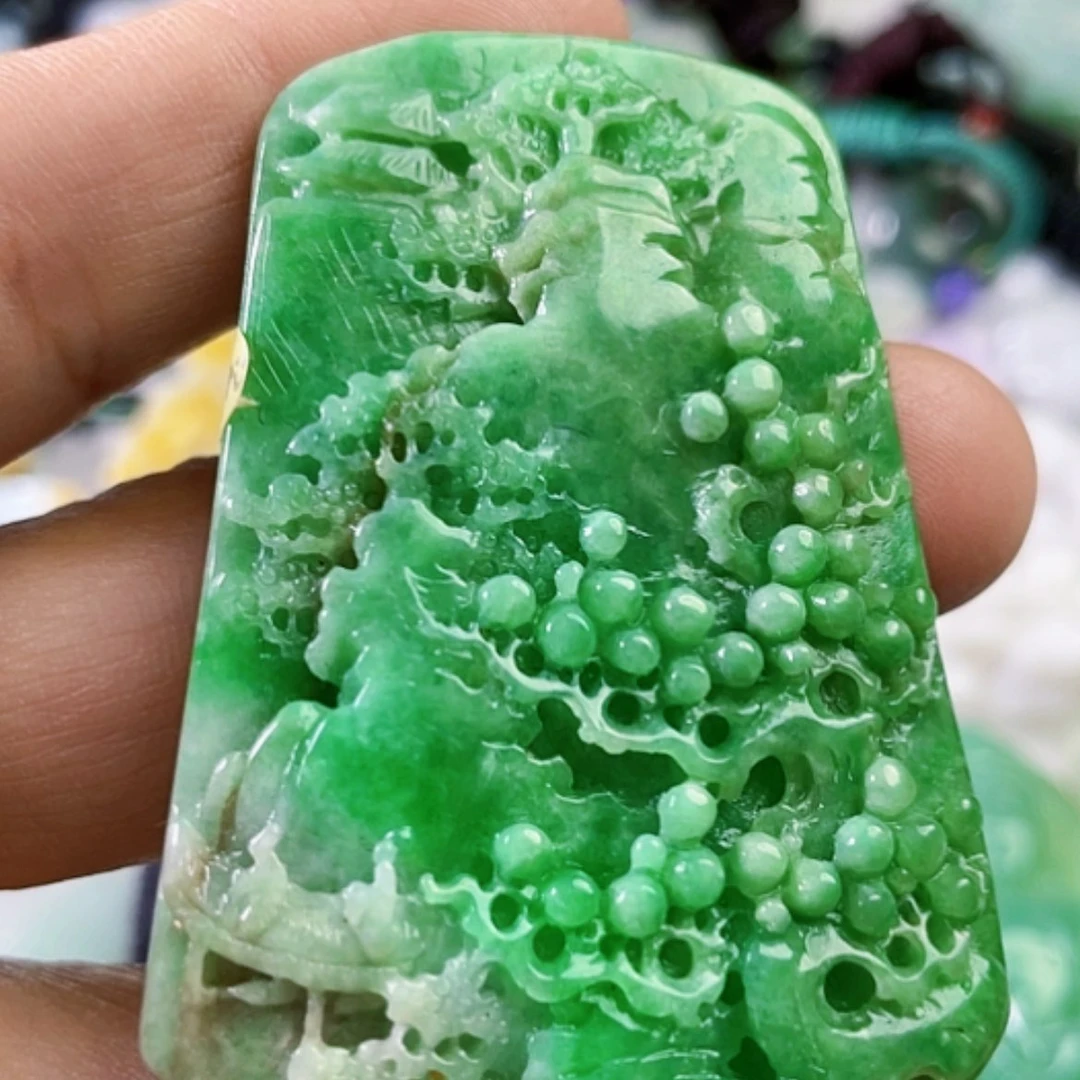 【闪购商品】翡翠吊坠(不含链)未镶嵌天然翡翠吊坠