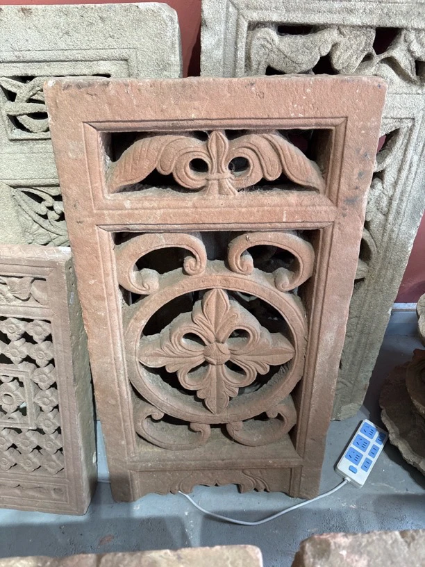 石雕窗户古典风格