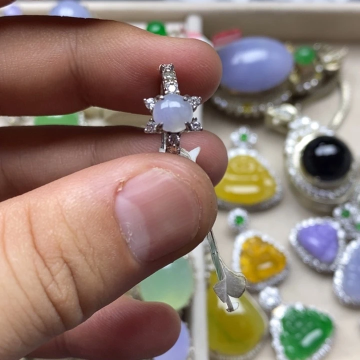 翡翠未镶嵌戒指戒指