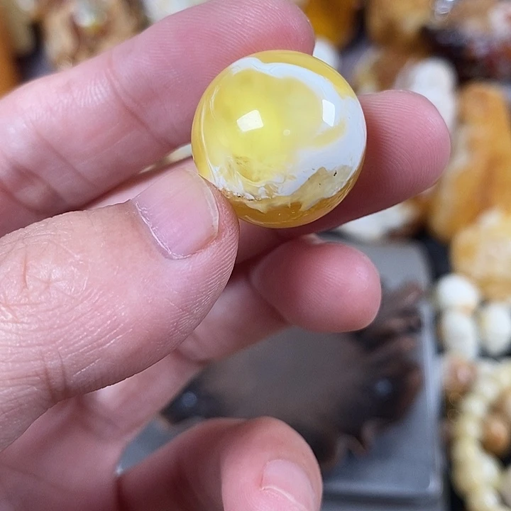 裸石琥珀未镶嵌我