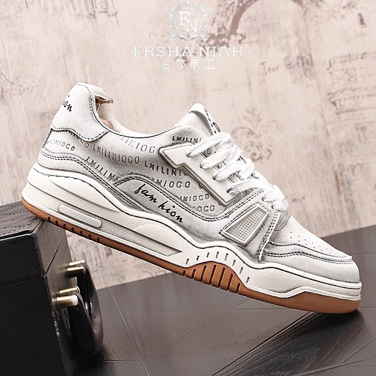 法莎尼亚时尚做旧板鞋轻奢舒适耐磨防滑增高百搭男鞋新款休闲潮鞋