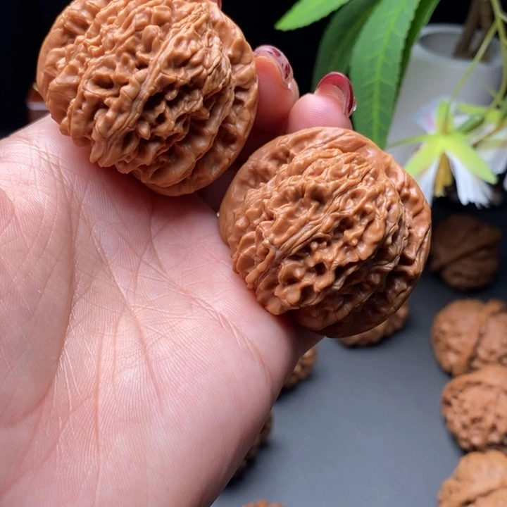 文玩核桃把件?*哥四座楼