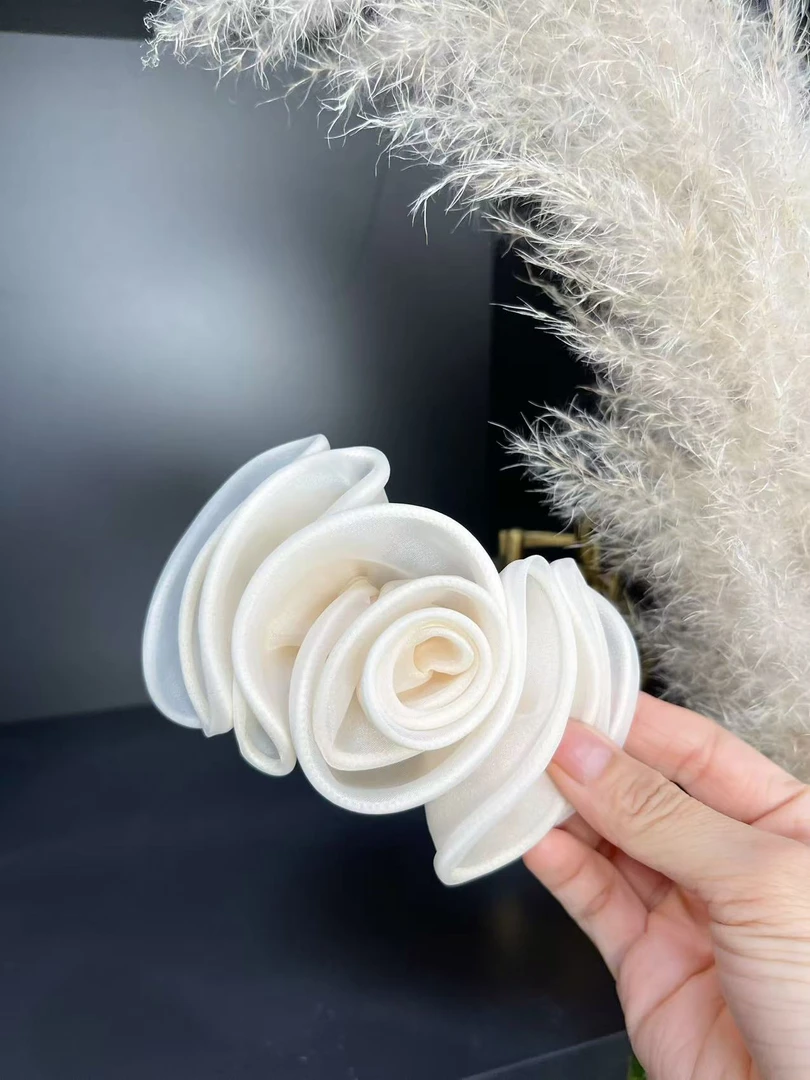 立体玫瑰花朵钢夹网红新法式高级感发夹