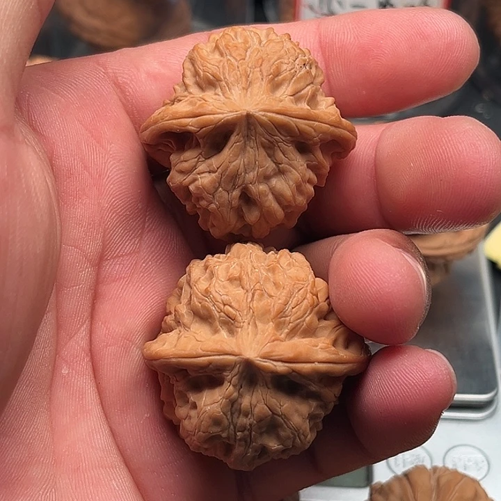 慧***笛把件文玩核桃靠山王