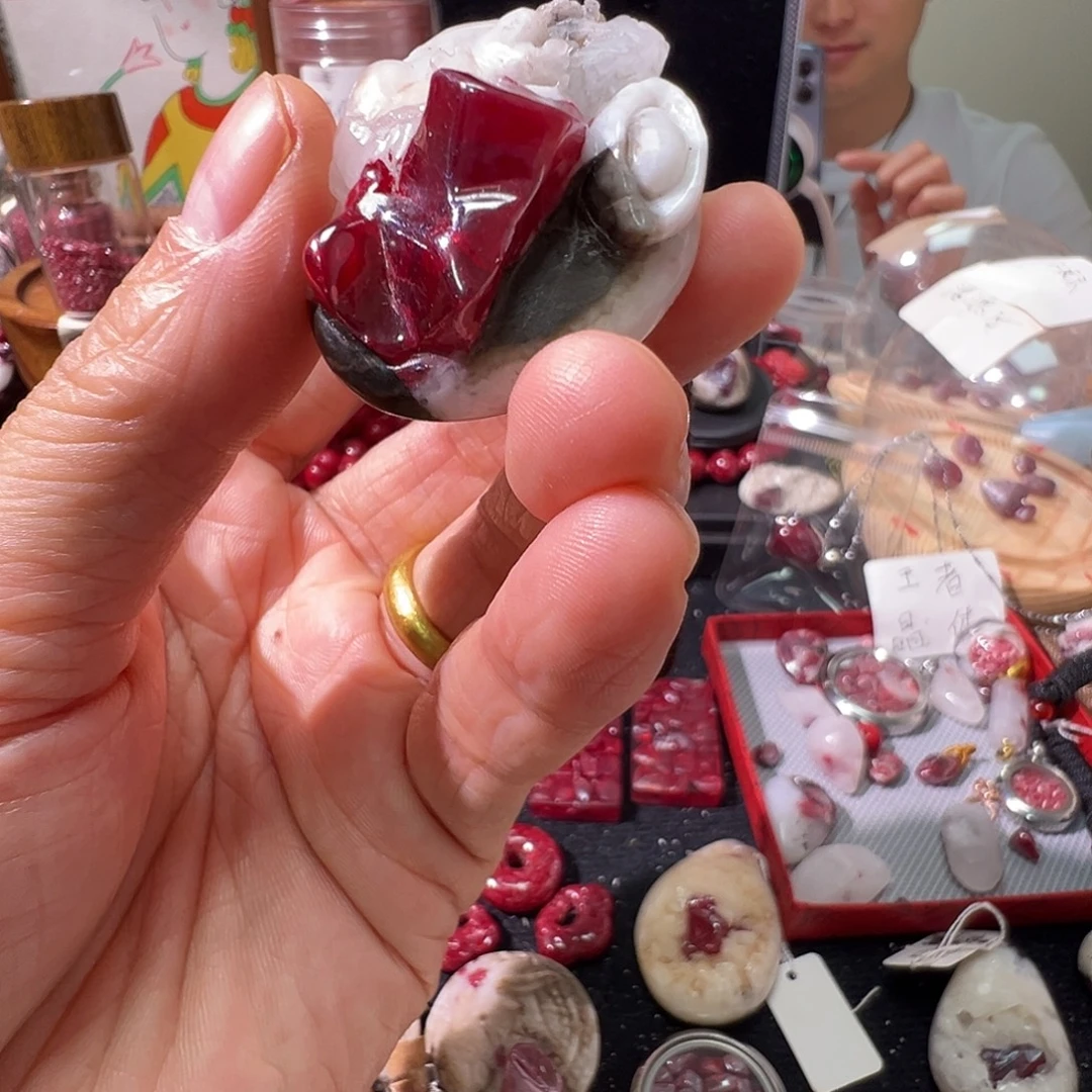 高***天天然辰砂花木兰貔貅