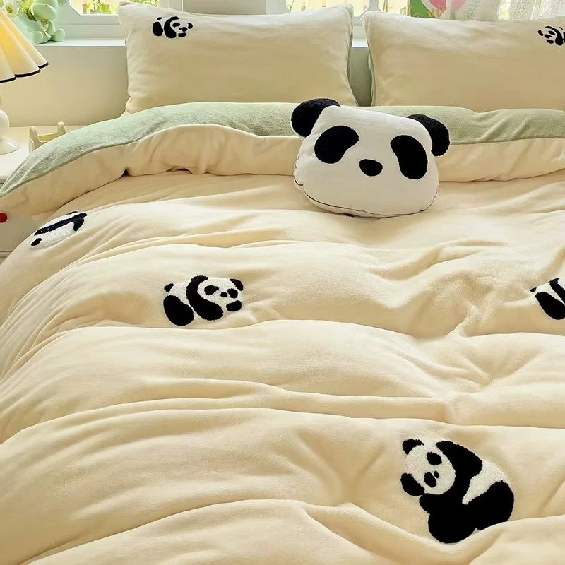 高克重牛奶绒印花四件套（绿色熊猫）
