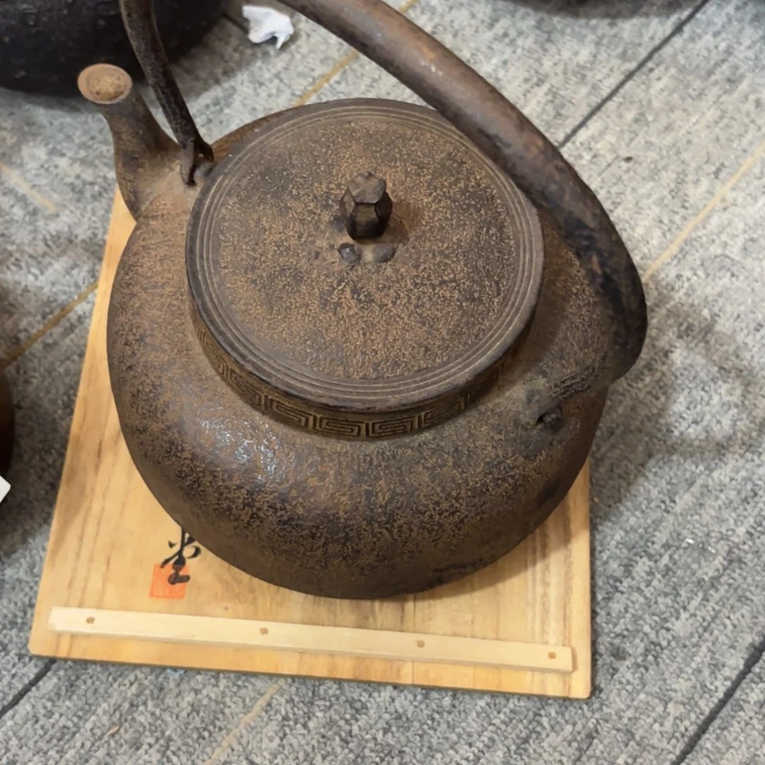五***门非常喜欢这个瓷器