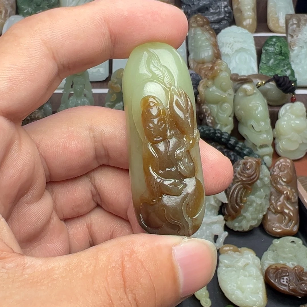 和田玉未镶嵌挂件