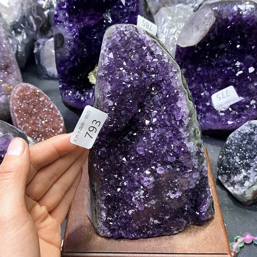 水晶大型摆件（非配饰）未镶嵌