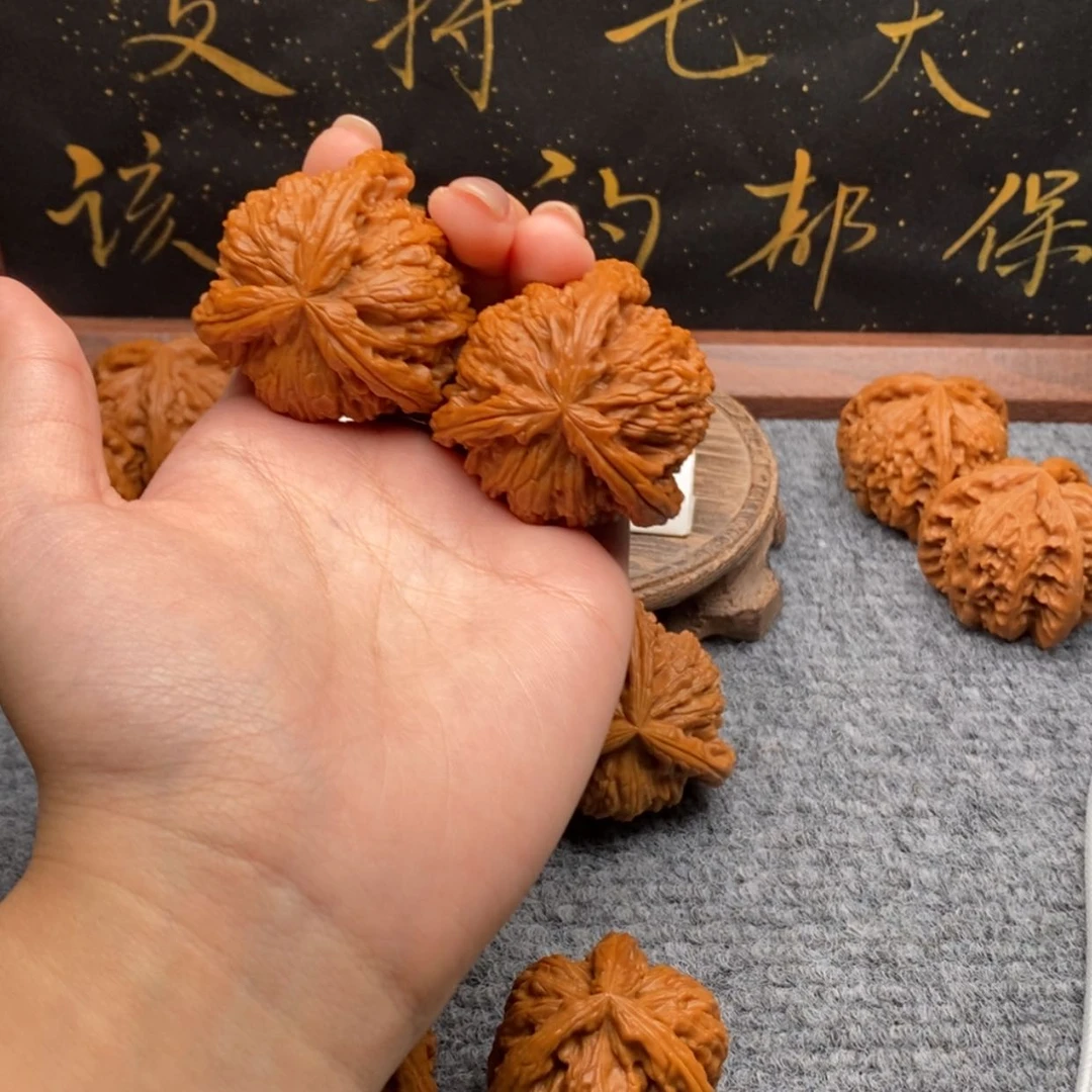 【闪购商品】吊坠文玩核桃拜*