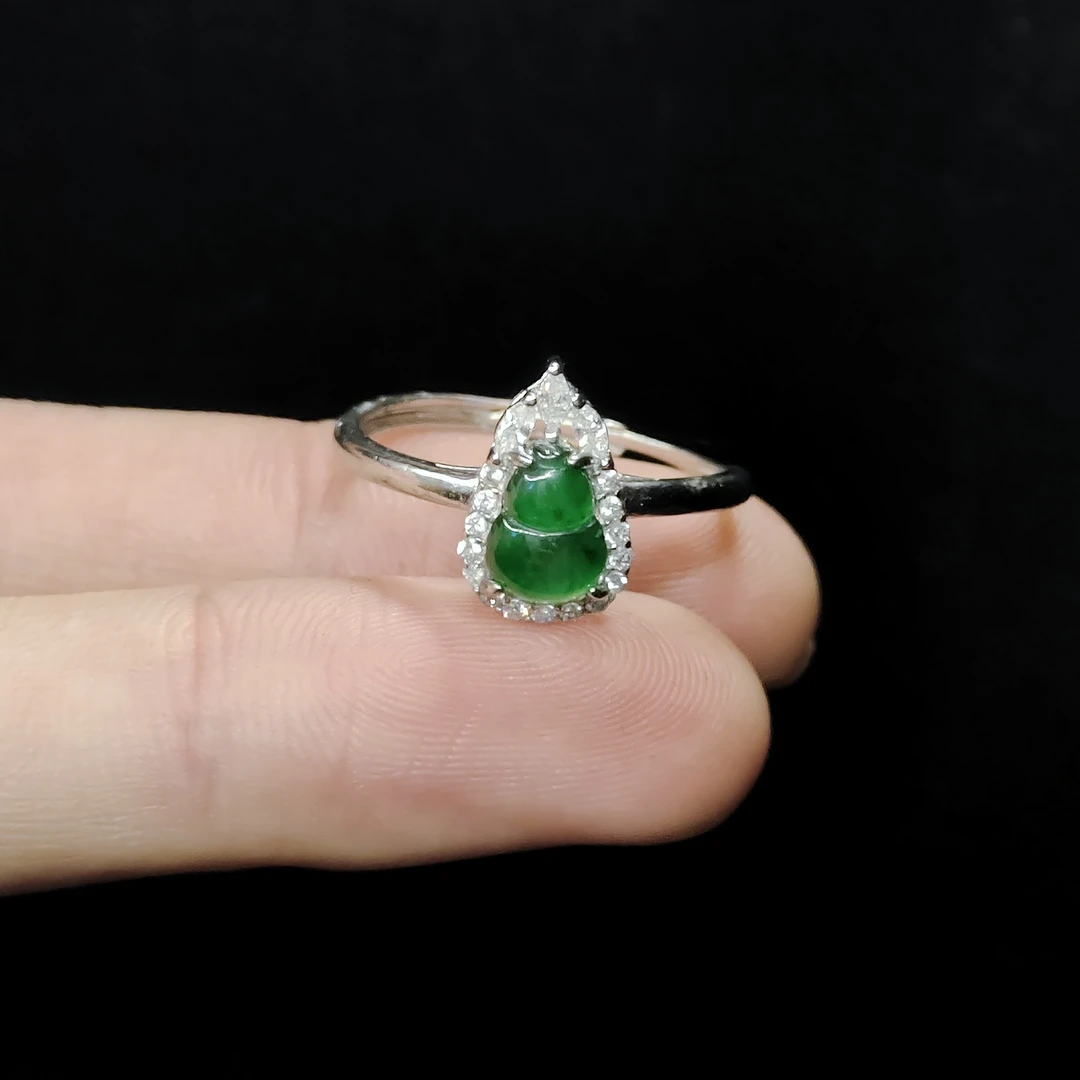 【老三珠宝】翡翠葫芦戒指HA23【多样性发其一】约8-6mm