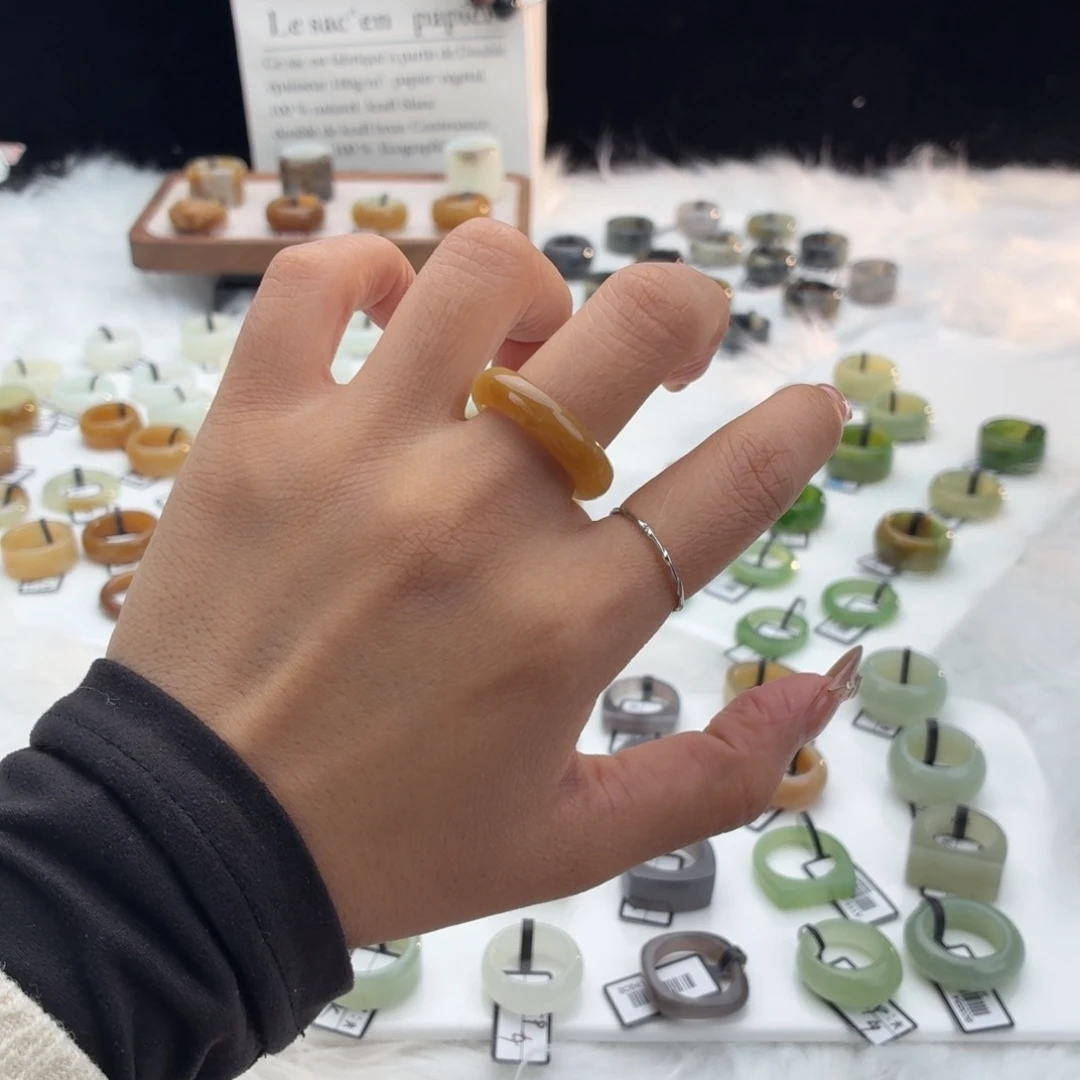 和田玉（糖玉）未镶嵌戒指Q60半糖圆条17.9不退换