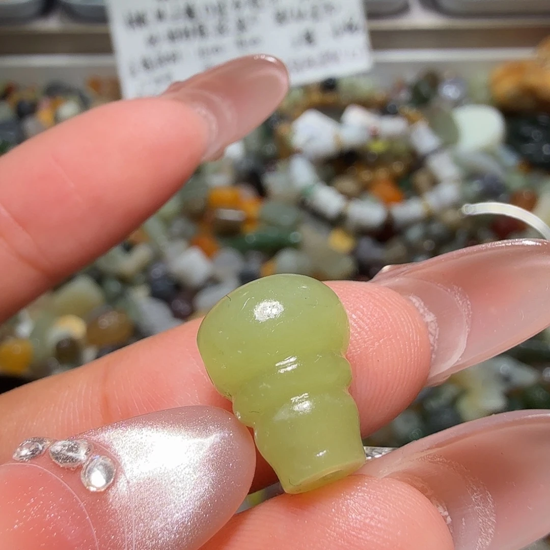 和田玉未镶嵌珠宝奇石