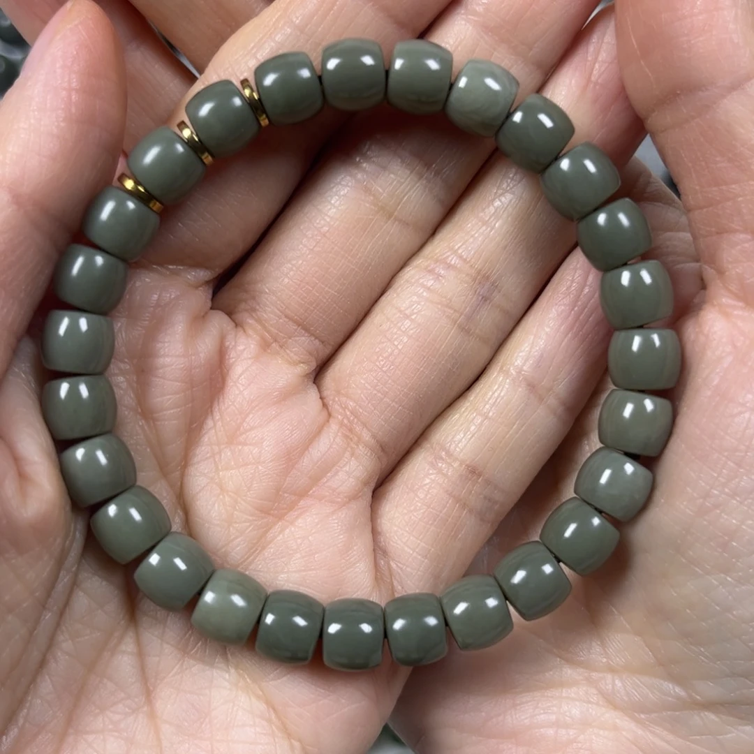 未镶嵌和田玉手串浮***?卡8直切