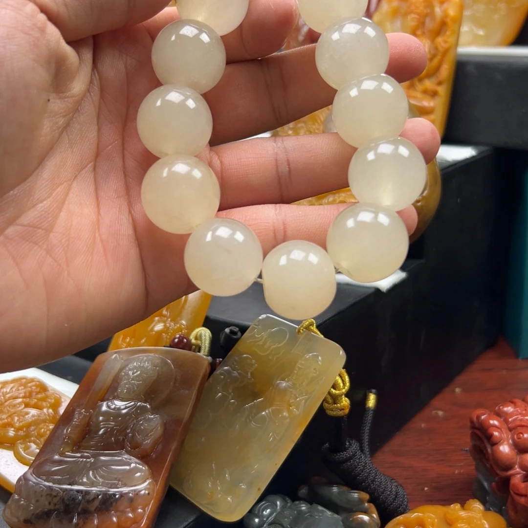 石英质玉（黄龙玉）合金黄龙玉