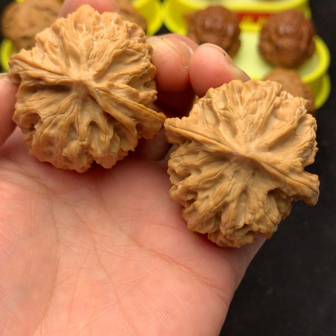 吊坠文玩核桃苹果园42