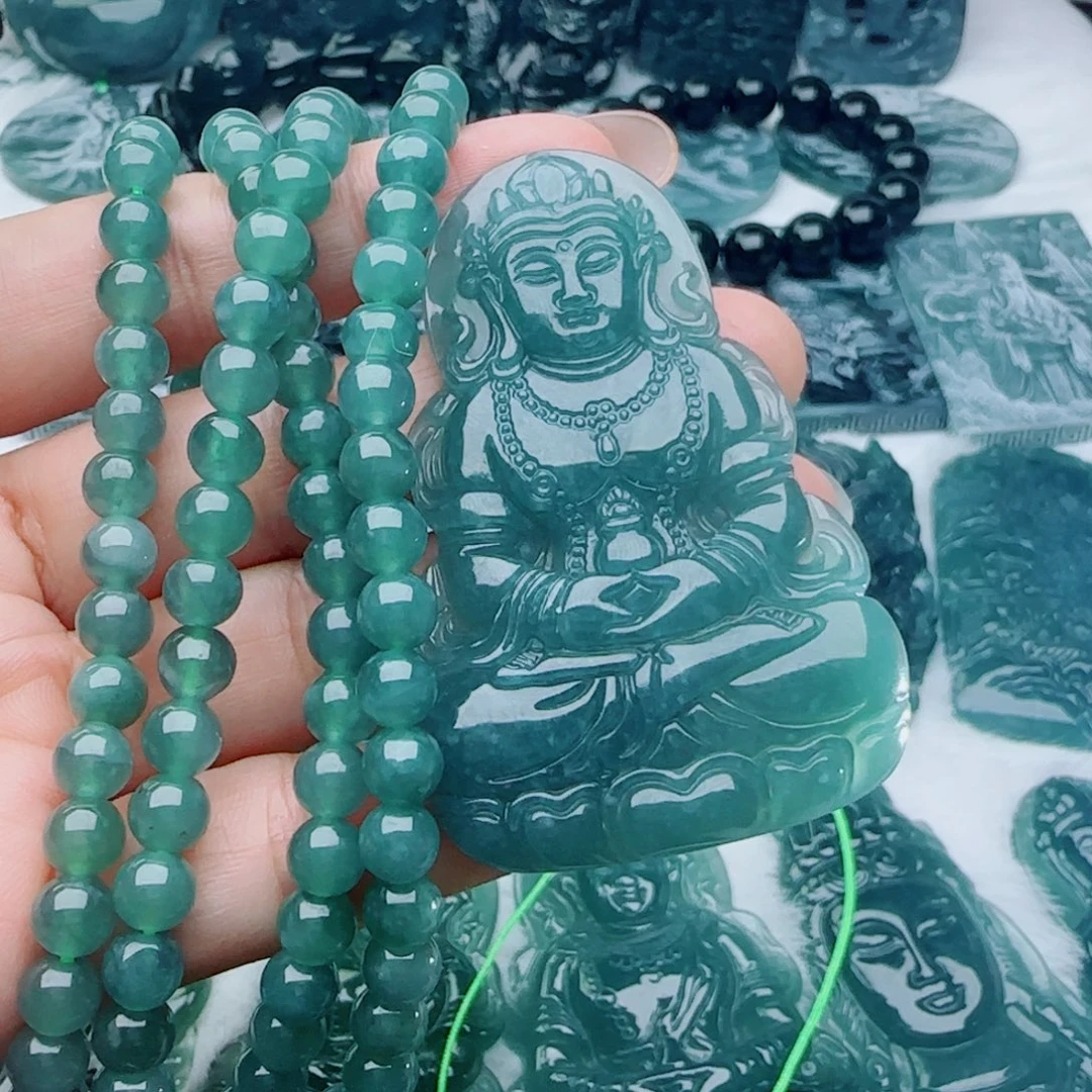 颈饰未镶嵌翡翠多样性发货天然的A货翡翠