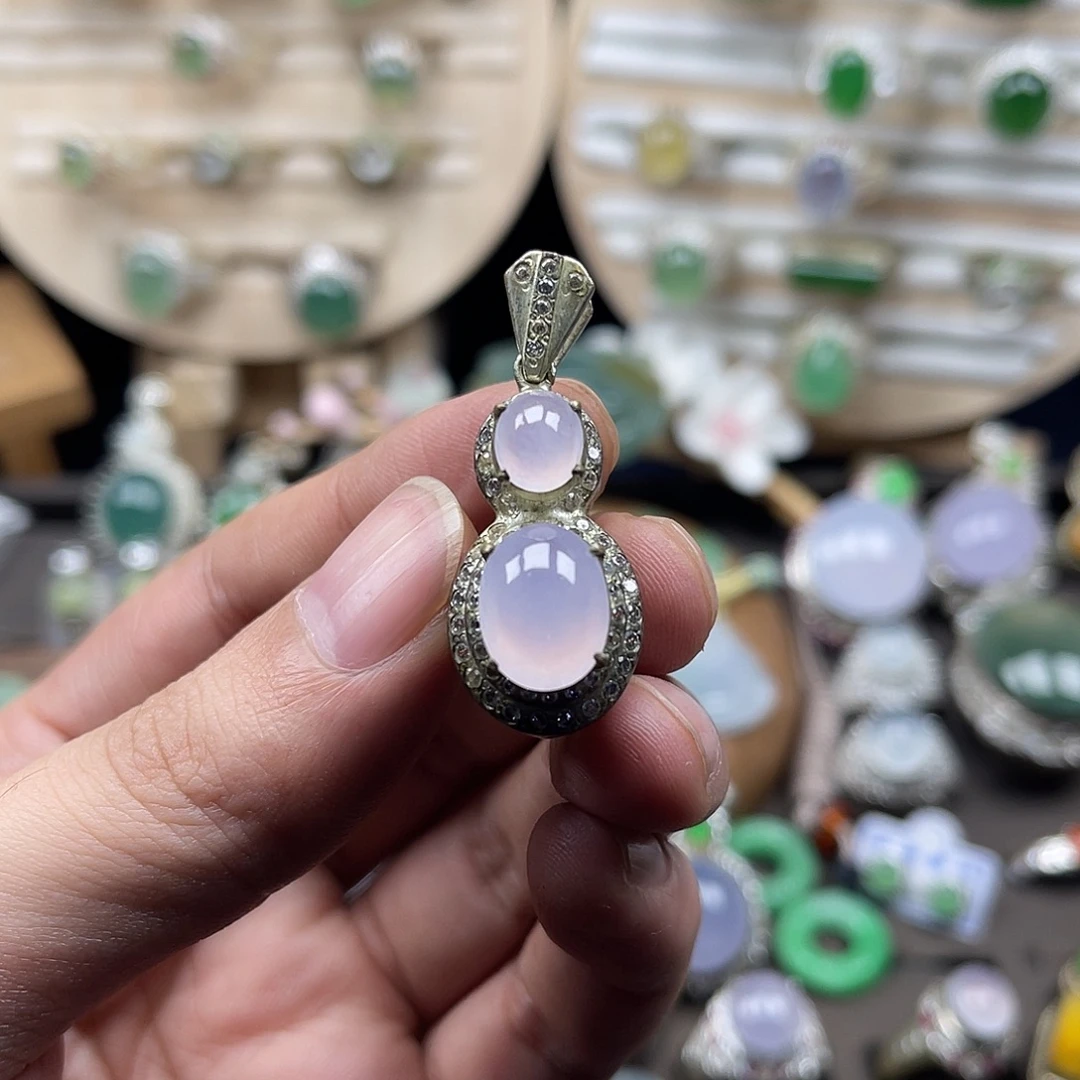 翡翠合金颈饰未镶嵌