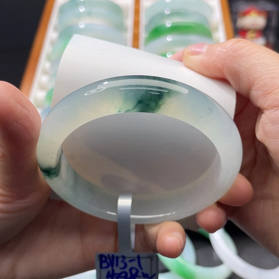 翡翠未镶嵌手镯55.5冰飘花