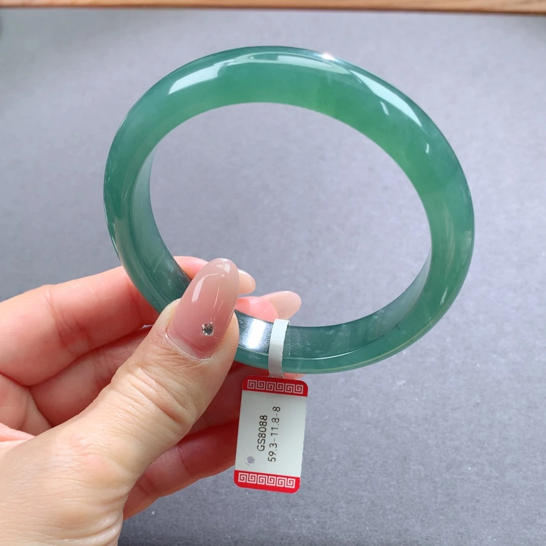 翡翠手镯未镶嵌天然翡翠手镯叮当镯