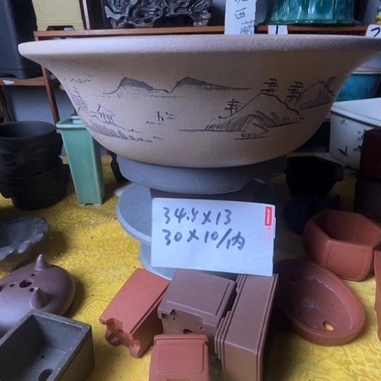 宜兴紫砂花盆一个