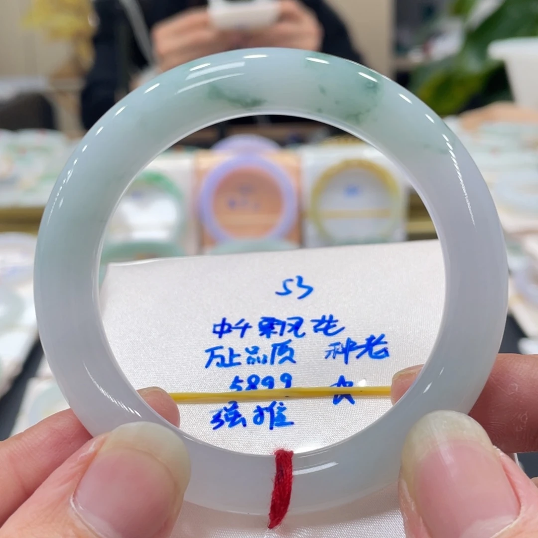 翡翠未镶嵌手镯翡翠手镯