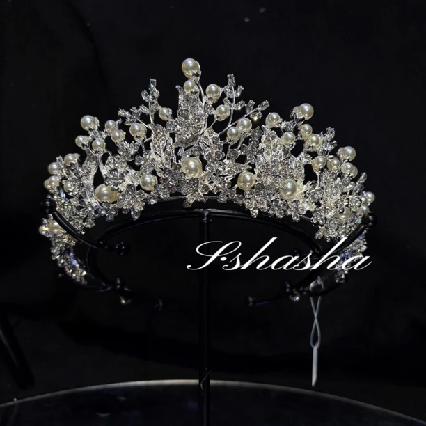 6881珍珠皇冠新娘皇冠头饰大气简约婚礼结婚礼服