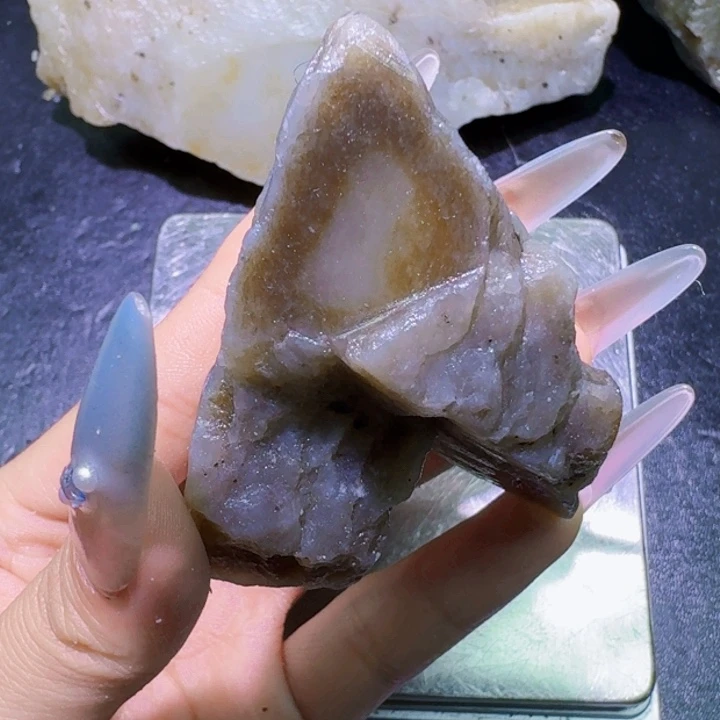 未镶嵌和田玉（糖玉）珠宝半成品