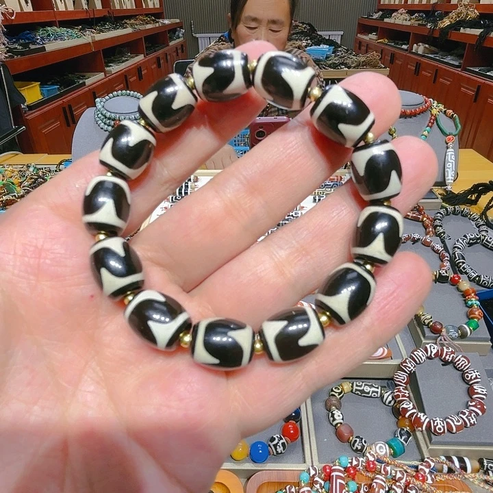 未镶嵌玛瑙/玉髓珠宝奇石