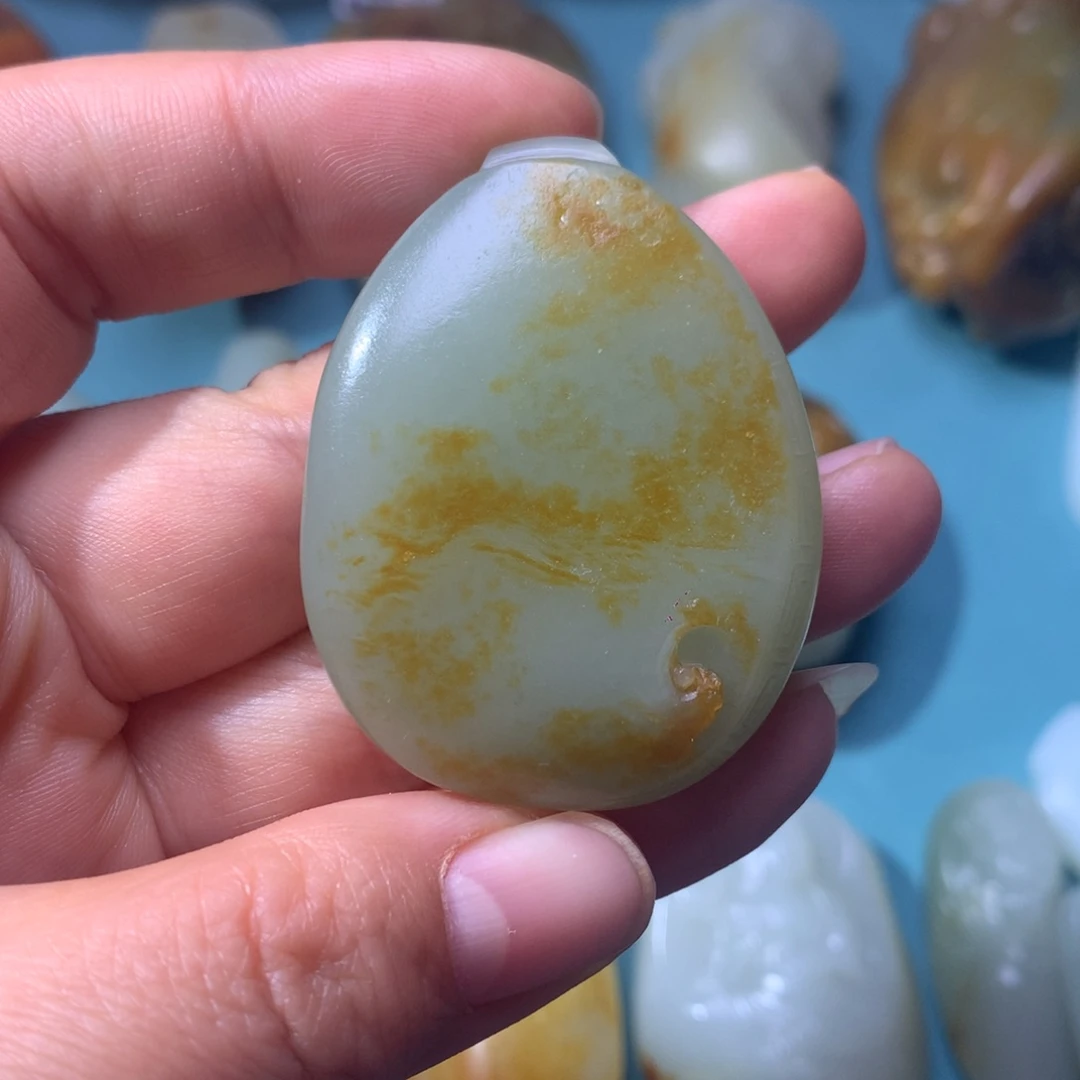 和田玉挂件未镶嵌