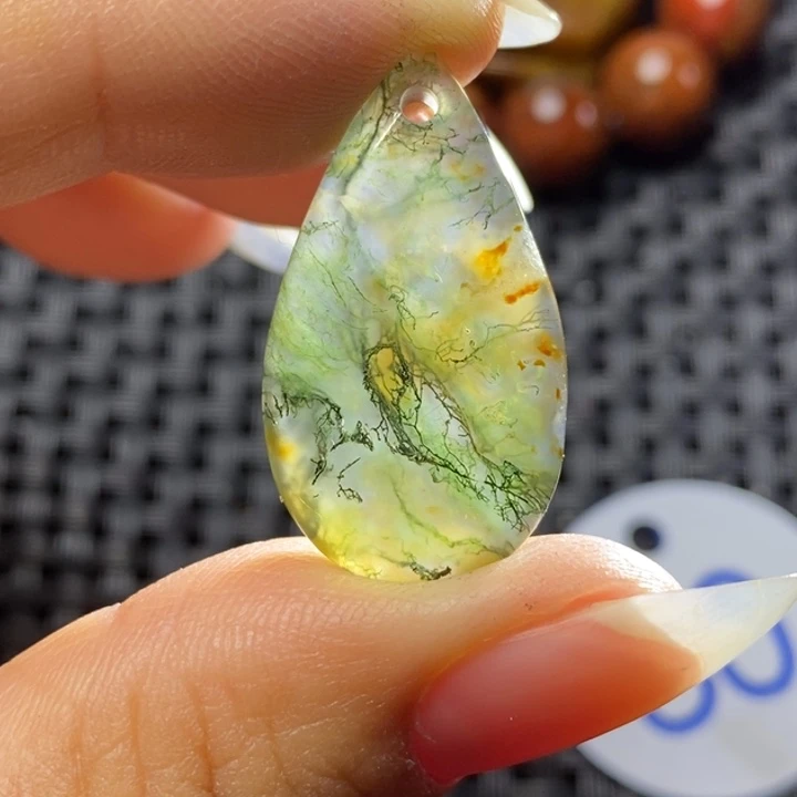 未镶嵌颈饰玛瑙/玉髓暖*