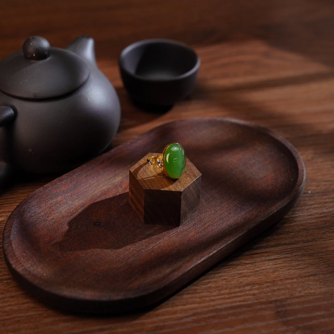 【睿泽鉴宝】18K和田玉碧玉猫眼戒指 17*13*6 HZ1276