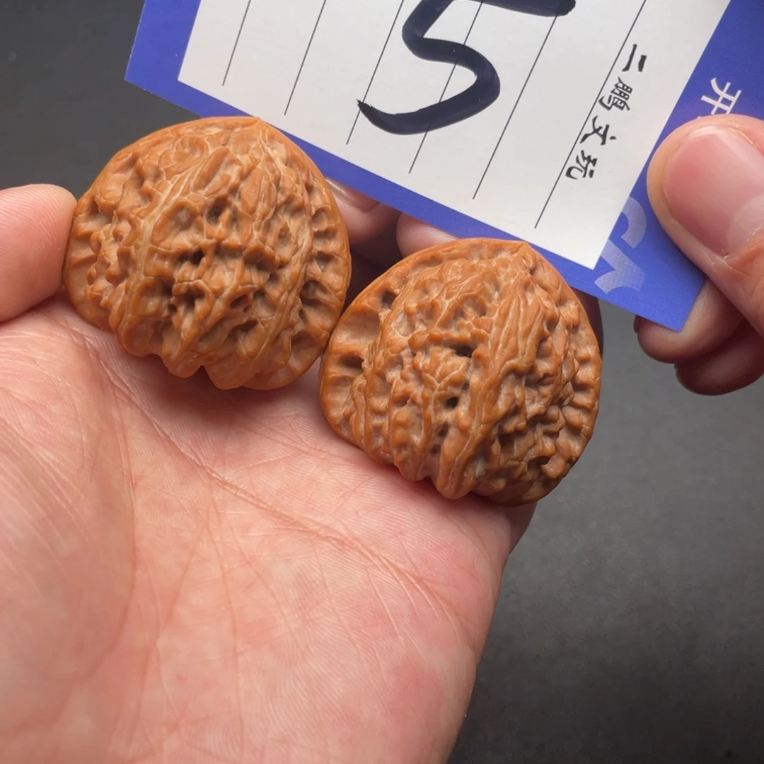 文玩核桃把件三角白41