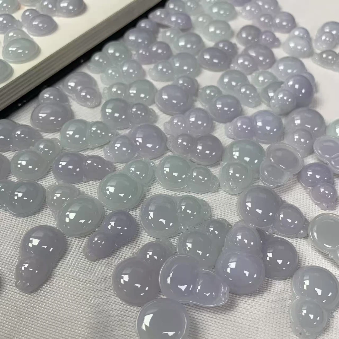 缅甸天然A货翡翠细糯淡色时尚精致百塔葫芦玉坠多样性发其一