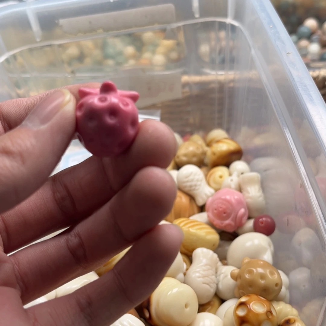 【闪购商品】白玉菩提吊坠c20/粉草莓一颗