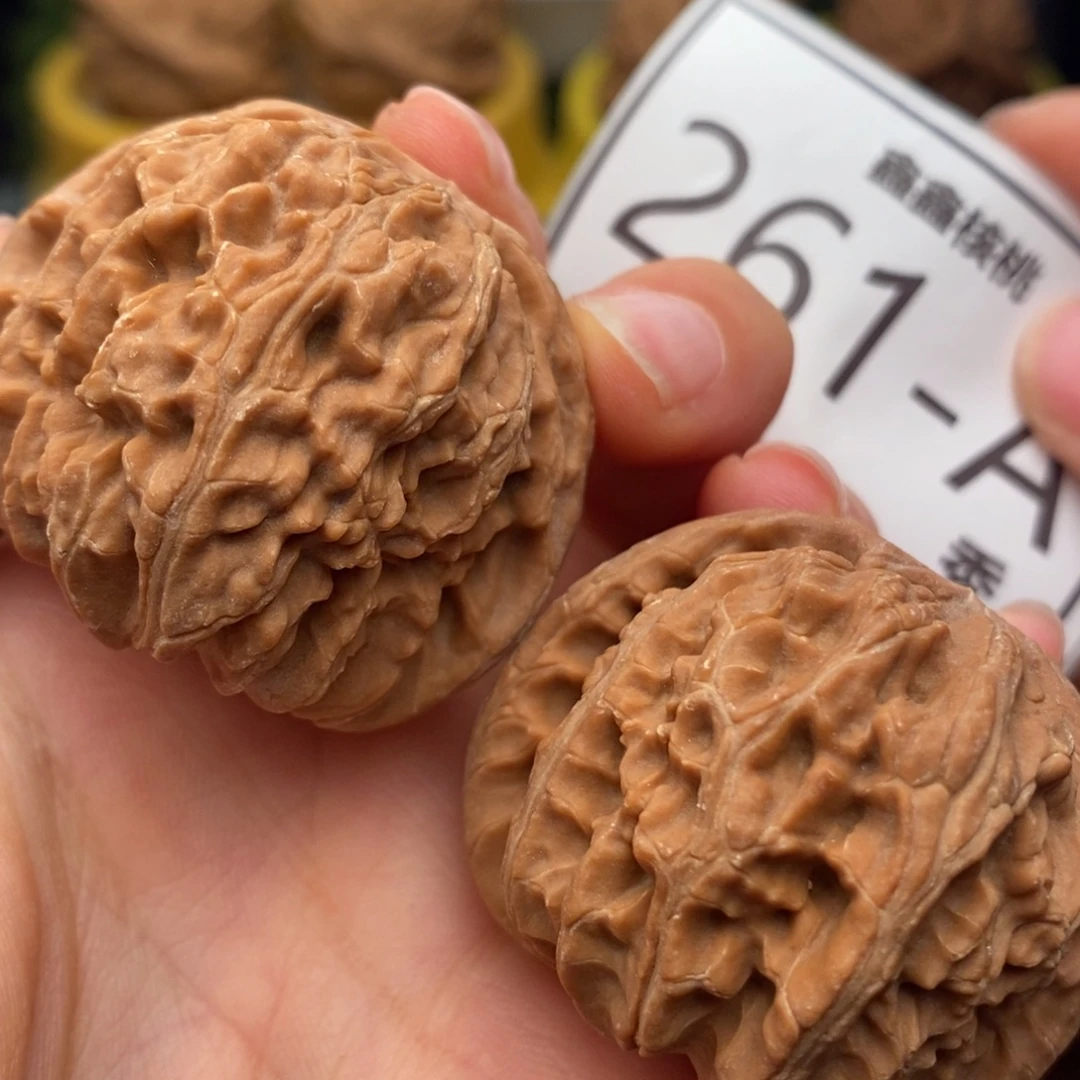 把件文玩核桃白狮子41，