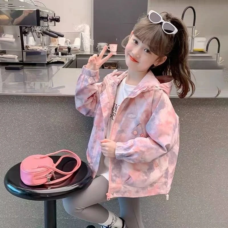女童冲锋衣外套春秋款2025新款儿童秋装洋气夹克女孩秋季防风上衣