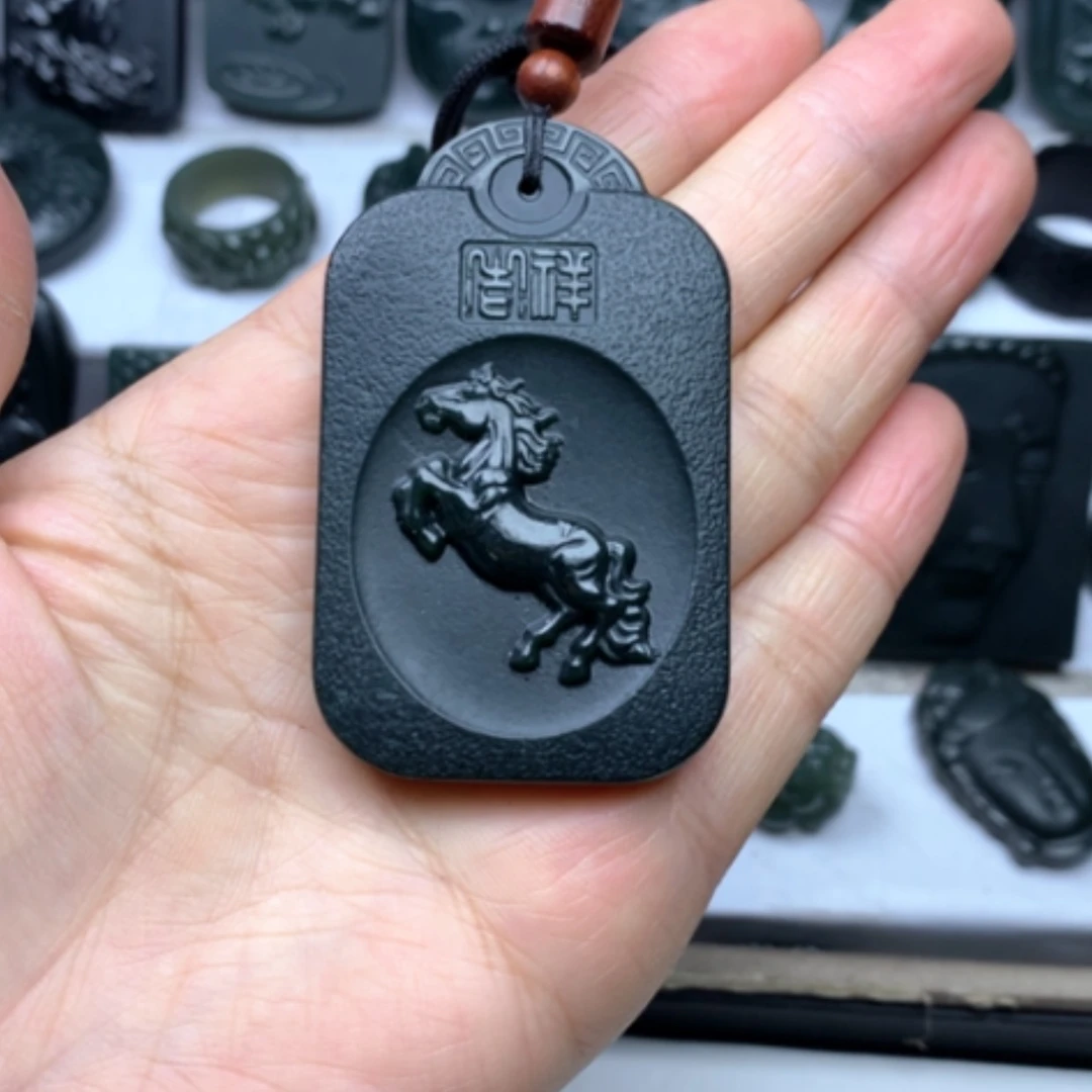 【闪购商品】和田玉颈饰未镶嵌满*双面雕刻