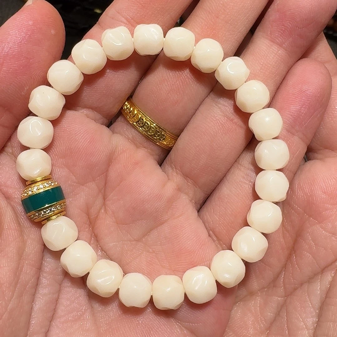 玛瑙/玉髓合金颈饰