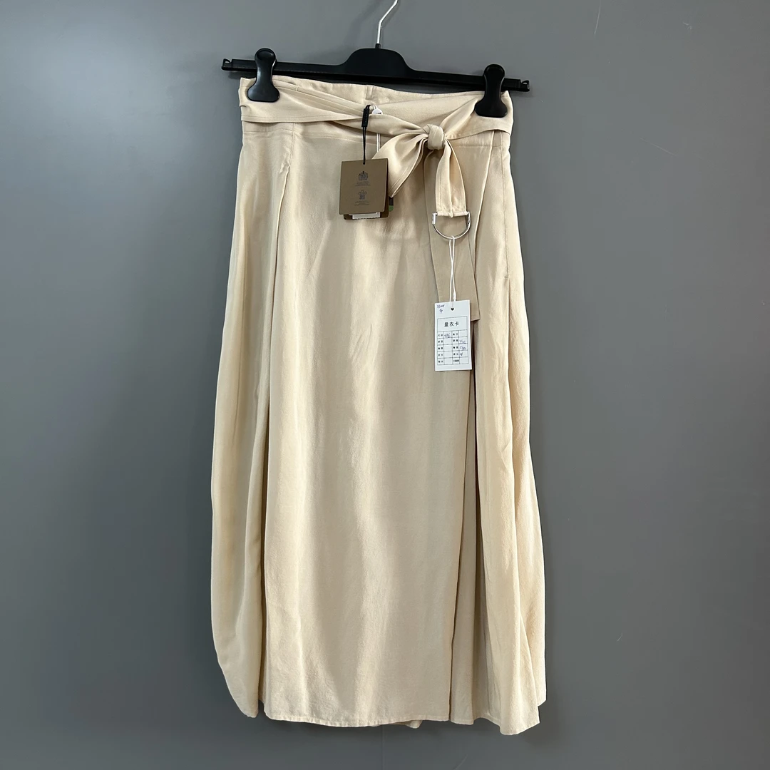 未使用 BURBERRY/博柏利 巴宝莉杏色真丝半裙