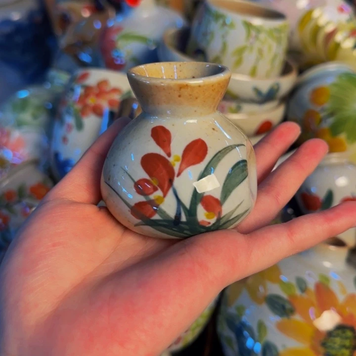 瓷片手工手绘陶瓷细微不一样