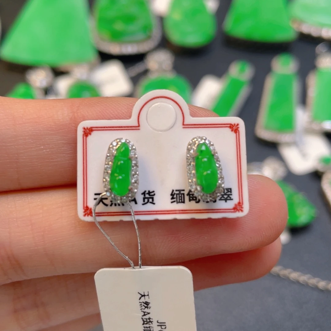 翡翠银S925镶嵌颈饰