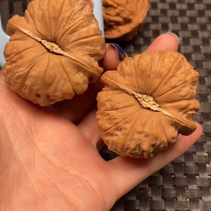 无***话文玩核桃吊坠南瓜墩