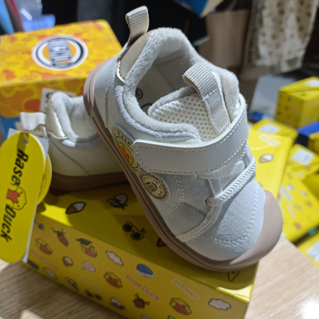 可爱风冬季防滑卡通风网面透气学步鞋运动鞋保暖童鞋