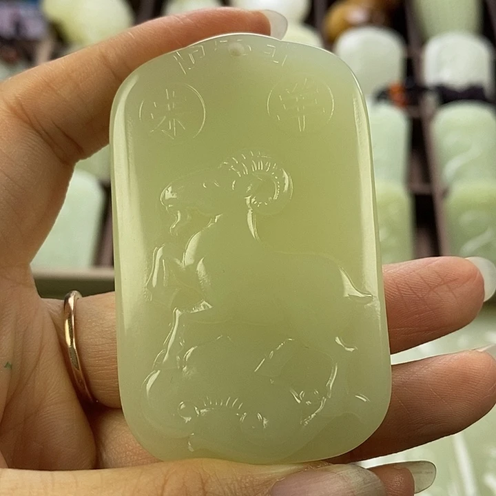 昆仑石双面羊守护