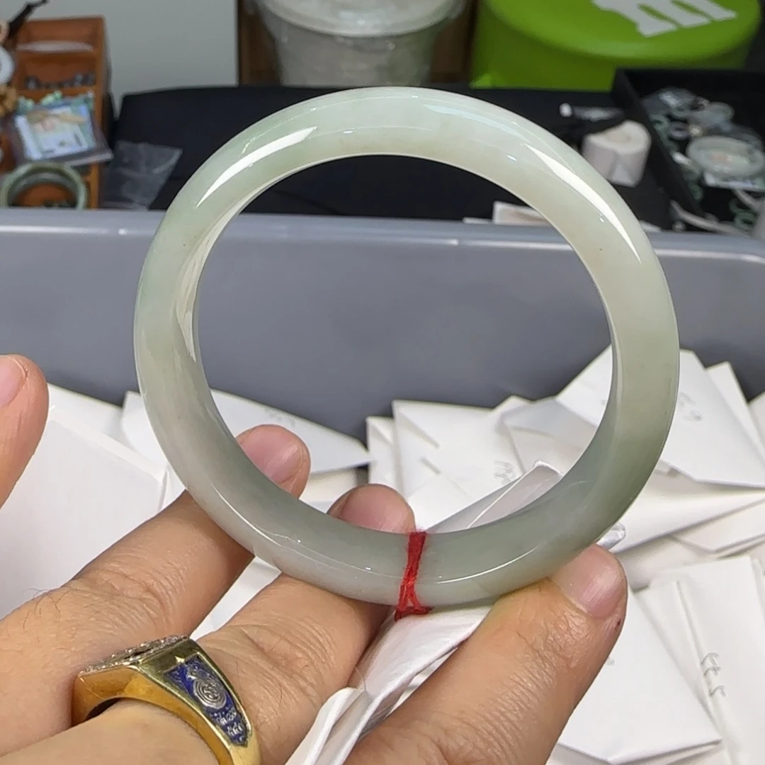 翡翠手镯未镶嵌53.5胶种