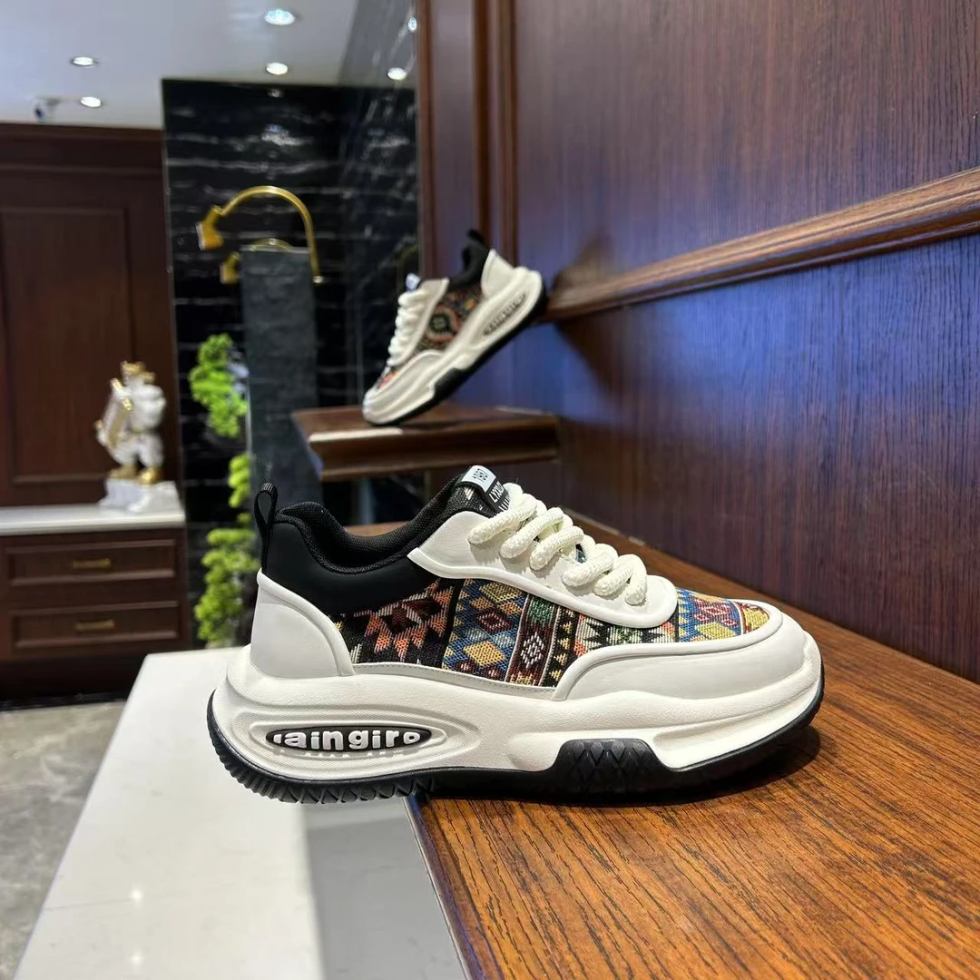 春季新款印花布拼皮厚底个性低帮增高显瘦时尚休闲百搭男士潮鞋