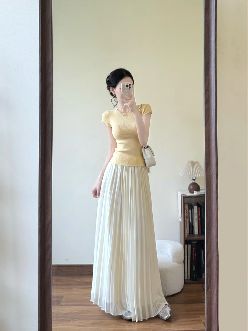 2025夏季新款韩版温柔气质高级感黄色针织上衣女百褶半身裙两件套