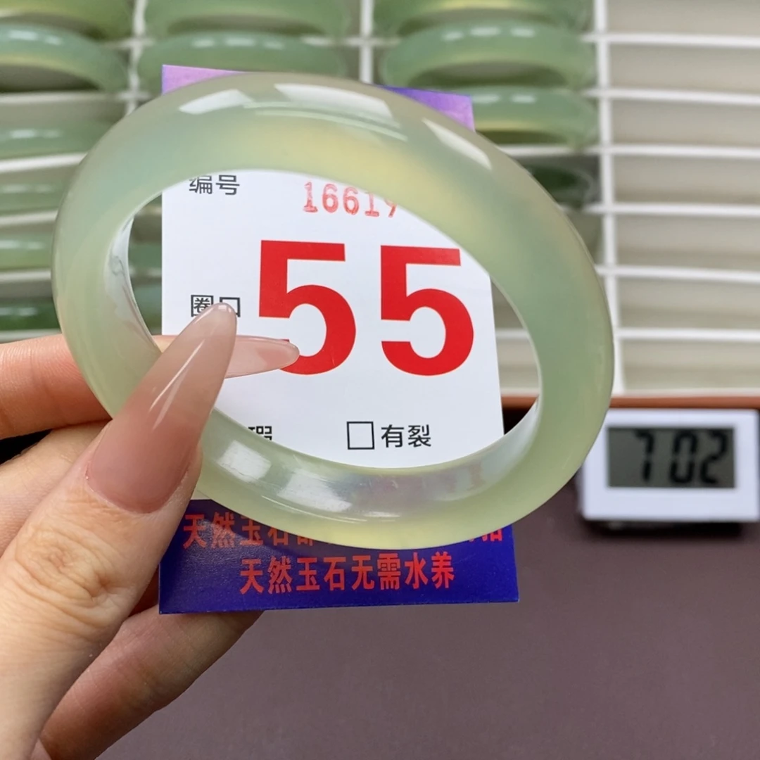 未镶嵌蛇纹石玉手镯